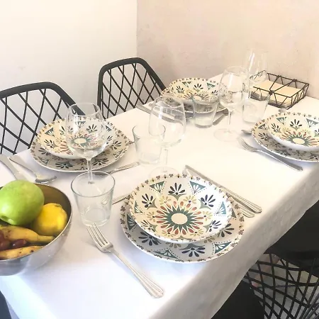 Апартаменты Plaza Adarve *