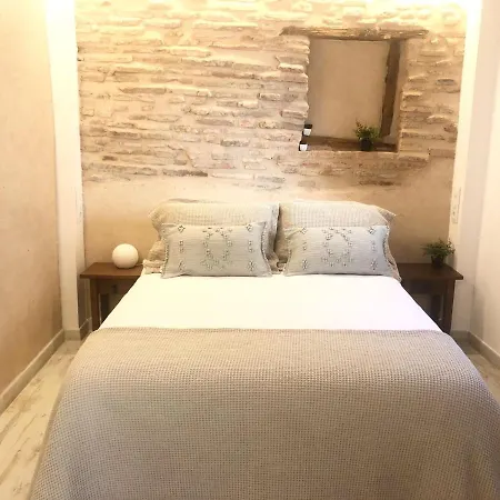 Plaza Adarve Апартаменты *